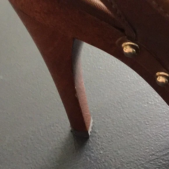 🌼Host Pick🌼Authentic Gucci Slingback Shoes NWT - Picture 8 of 9